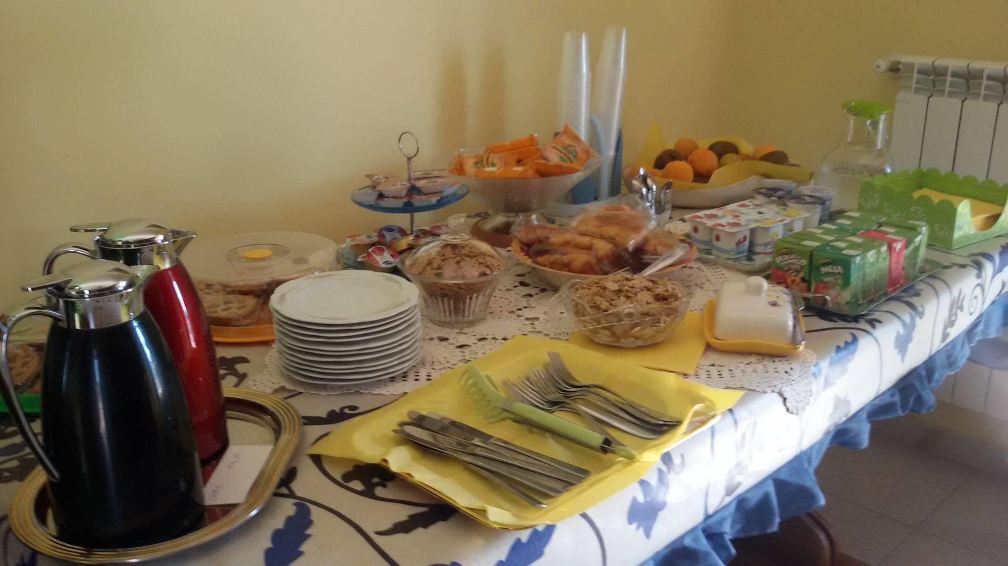 B&B Santa Lucia Silvi Paese ภายนอก รูปภาพ